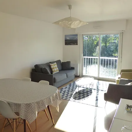 Apartamento La Fontaine,t2 Au Calme , Parking, Vue Erdre *